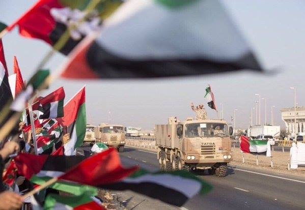 الدفعة الاولى من قوات الامارات  المشاركة في حرب اليمن تصل بلادها وتحظى باستقبال حار