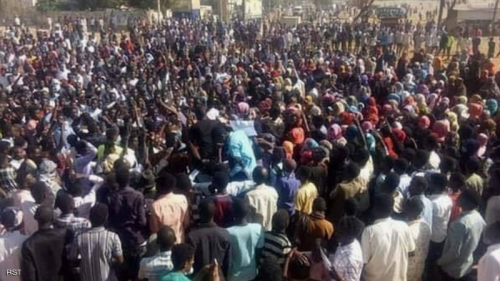 وزير الإعلام السوداني: حصيلة التظاهرات بلغت 19 قتيلا