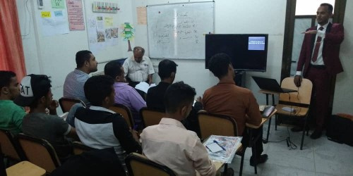 بتنظيم من الدائرة الاعلامية بالانتقالي الجنوبي.. تواصل الدورة التدريبية في مهارات وفنون الاعلام لـ20 متدرب ومتدربة