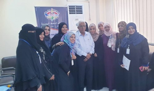 مركز التدريب والتأهيل بشركة النفط بعدن يختتم ورشة عمل "مشكلات المرأة العاملة"