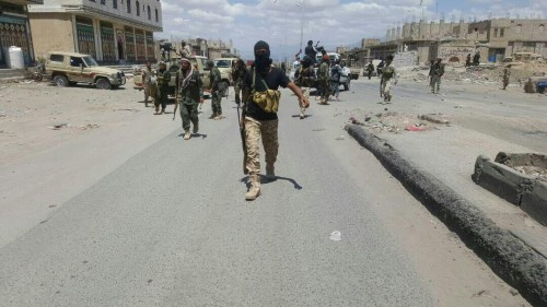 بتواطؤ من قوات الشرعية.. #الحوثيون يحتلون مناطق في قعطبة وقوات الحزام الأمني بـ#الضالع تتصدى لهم