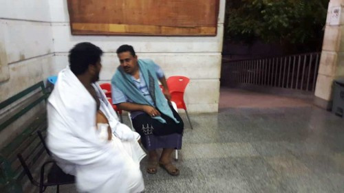 رئيس انتقالي #لحج يطمئن على صحة القيادي في المقاومة الجنوبية حسين الصامتي 