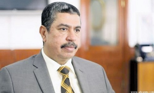 بحاح يكشف من يقف خلف تعطيل محافظة #تعـز