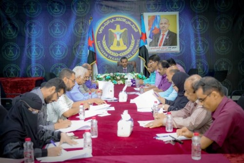 الأمانة العامة للانتقالي تناقش تقارير إنجاز دوائرها للفصل الأول من العام الحالي
