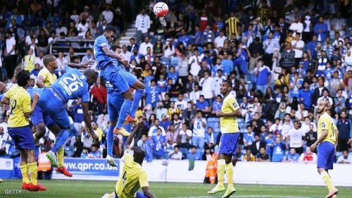 بفوز مثير على غريمه الهلال.. النصر يعتلي صدارة الدوري السعودي
