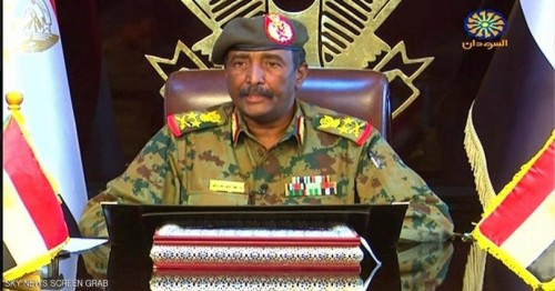السعودية والإمارات تدعمان إجراءات البرهان في السودان
