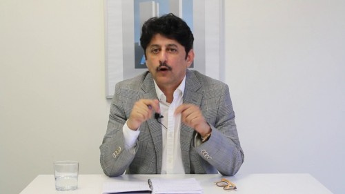 بن فريد ينشر صورة بطاقة هوية ويتساءل.. لماذا يستنكرون علينا جنوبيتنا؟ (شاهد الصورة)