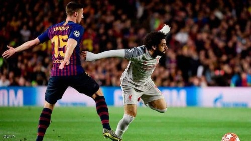 بسبب صلاح.. مدافع برشلونة فقد جزءاً من أسنانه