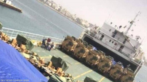 تركيا تمدّ ميليشيات طرابلس بسفينة محملة بالأسلحة والآليات