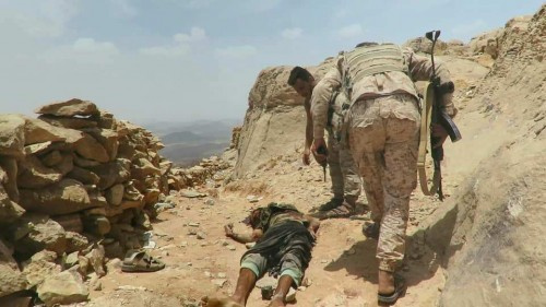 بينهم قائد عسكري بارز.. مصـرع العشرات من مليشيا #الحـوثيين بجبهات حجر #الضـالع