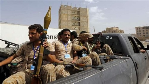 مليشيا #الحوثي تقتحم سكن طلابي لطلاب الجنوب ب#صنعاء وتعتقلهم جميعاً