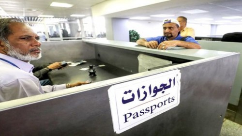 جوازات مطار عدن تقبض على متهم بالقتل حاول الدخول للبلاد