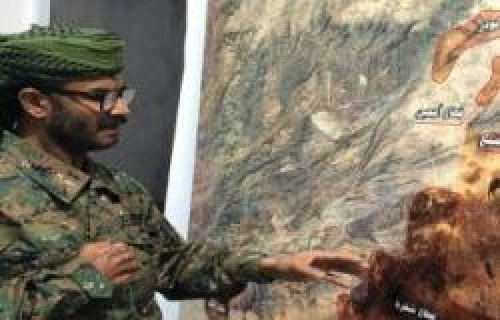 القائد عبد اللطيف السيد ثابتاً في معركة الدفاع عن محافظة أبين رافضاً كل المغريات