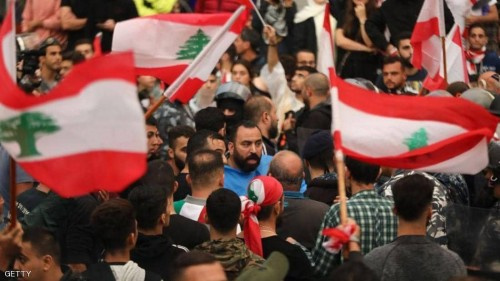 رغم خطاب التهديد.. تواصل التظاهرات بلبنان ودعوة لسبت الساحات