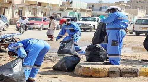 تدشين حملة نظافة للشارع العام بمدينة حديبو ب#سقطرى