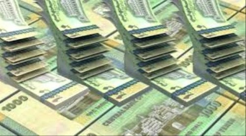 الحوثيون يهددون بحظر وتجريم حيازة العملة الجديدة.. ومخاوف في اوساط المواطنين والتجار