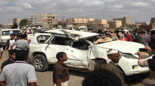 وفاة 3 أشخاص واصابة 8 آخرين بحادث مروري مروع في لحج "صورة"