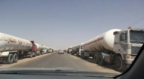 اللواء الأول دعم وإسناد يمنع خروج ناقلات الوقود من #العاصمة_عدن.. لهذا السبب؟
