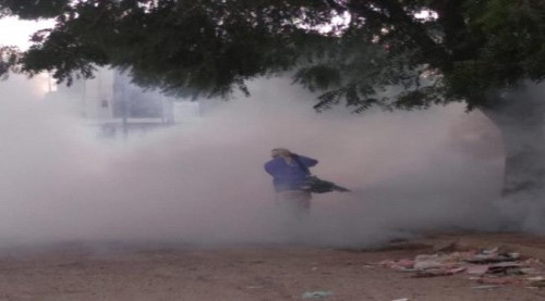 تواصل حملة رش المبيدات الحشرية في مديرية دارسعد ب#العاصمة_عدن
