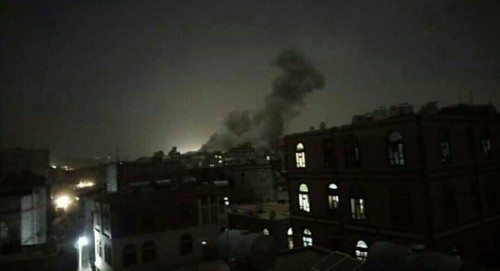 عاجل.. انفجارات عنيفة ومتتالية تهز أحياء صنعاء