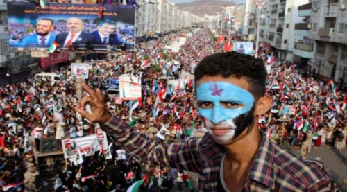 صحيفة "العرب" اللندنية: حزب الإصلاح يحوّل اتفاق الرياض حصان طروادة لتصدير الإخوان إلى عدن