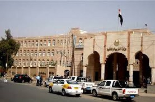 مصادر تربوية في #صنعاء تكشف عن تخصيص #الحوثي الاربعاء لإيران