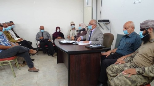الوالي يترأس اجتماعاً طارئاً وموسعاً للوقوف على الاجراءات والتدابير الاحترازية لمواجهة خطر "كورونا"