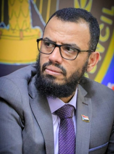 نائب الرئيس يرد على من يصفون الانتقالي بسلطة الأمر الواقع