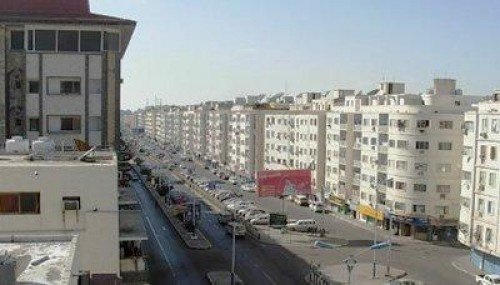 عقب دقائق من انفجار قنبلة صوتية بالمعلا.. قوات الامن تقبض على الفاعل وتودعه الحجز