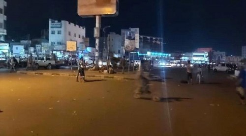 إغلاق الطرقات في عـدن تنفيذا لقرار حظر التجوال ومنع المواطنين من التنقل