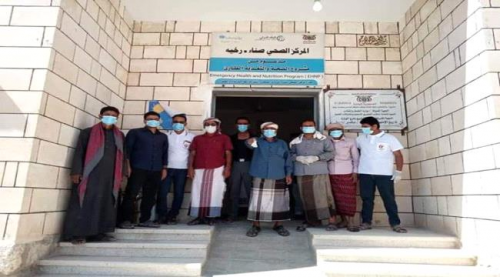 انتقالي رخية ينفذ حملة رش تعقيمية لأسواق المديرية وأماكنها العامة