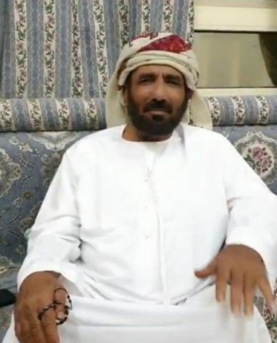 شيخ قبلي بارز في سقطرى يكشف عن تنسيق قطري تركي مع محافظ المحافظة لتنفيذ مخطط اخونة المحافظة (فيديو)