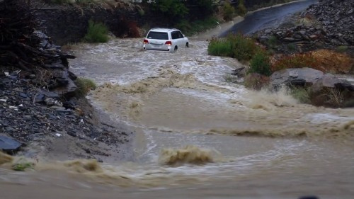 تحذيرات من هطول أمطار غزيرة وتدفق للسيول في هذه المناطق