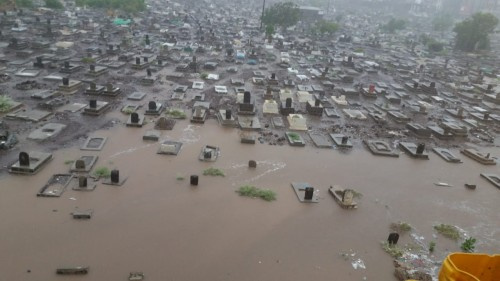 تضرر 5 آلاف أسرة من الفيضانات الاخيرة في الجنوب