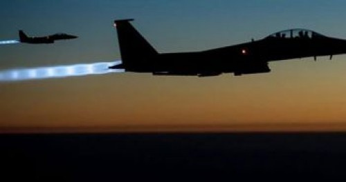 سقطرى.. طيران التحالف يُحلق بكثافة لمراقبة التزام الإخوان بالتهدئة في حديبو