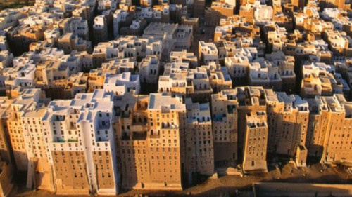 هزة ارضية تضرب مدينة شبام حضرموت