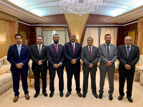 الكثيري: كل أعضاء رئاسة المجلس الانتقالي على قلب رجل واحد