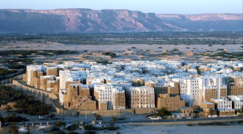 مغردون يطلقون هاشتاج #تحريرحضرموتالوادي_واجب في (تويتر)
