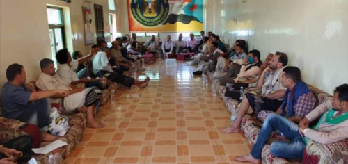 رئيس انتقالي الضالع يحذر من التلاعب بأسعار الوقود