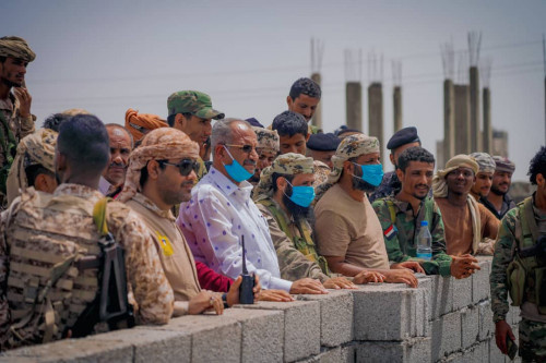 بحضور الجعدي.. الدعم والإسناد والنيابة الجزائية تتلفان كمية من المخدرات بالعاصمة عدن