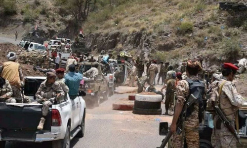 أبناء الحجرية يعلنون الكفاح المسلح ضد مليشيات الاصلاح في التربة