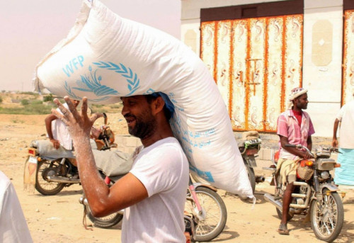 صحيفة دولية: رفض حكومي وتصعيد حوثي يجهضان محاولة التهدئة في اليمن