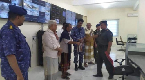 مدير أمن عدن يطلع على مهام الإدارات الشرطية بساحل حضرموت