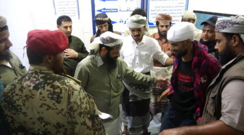 قيادة الدعم والاسناد تزور جرحى الجبهات الجنوبية بمستشفيات العاصمة عدن