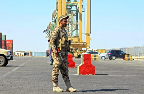 صحيفة "العرب" اللندنية: اتفاق الرياض يسابق مبادرة غريفيث للحل الشامل في اليمن