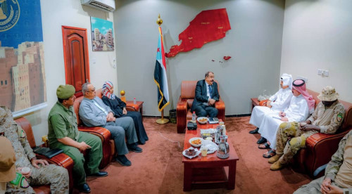 اللواء بن بريك يلتقي فريق التنسيق السعودي لتنفيذ اتفاق الرياض ويؤكد حرص المجلس على إنجاح مهامه