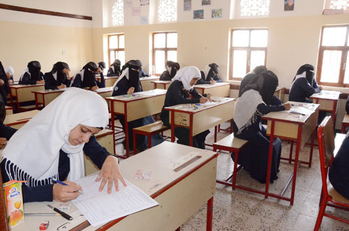 تحذير أممي من إيقاف العمليات التعليمية في اليمن