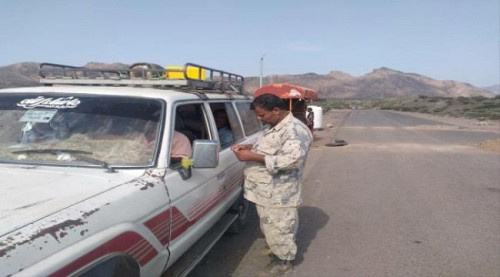 العقيد "الحوشبي" يوجه نقطة جسر عقان برفع الجاهزية واليقظة الأمنية