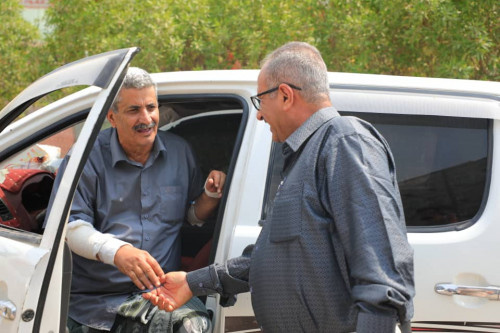 الجعدي يطمئن على صحة العميدين الشيبة وعمير