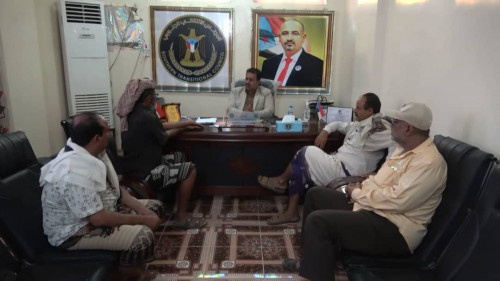 رئيس انتقالي لحج يبحث مع مقاومة الصبيحة الأوضاع العسكرية بمناطق التماس شمال المحافظة